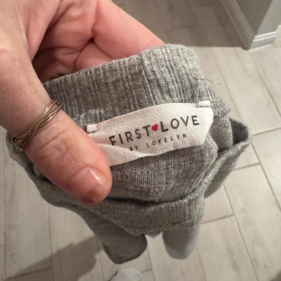 First Love Gray long sleeve maternity shirt - Picture 8 of 8